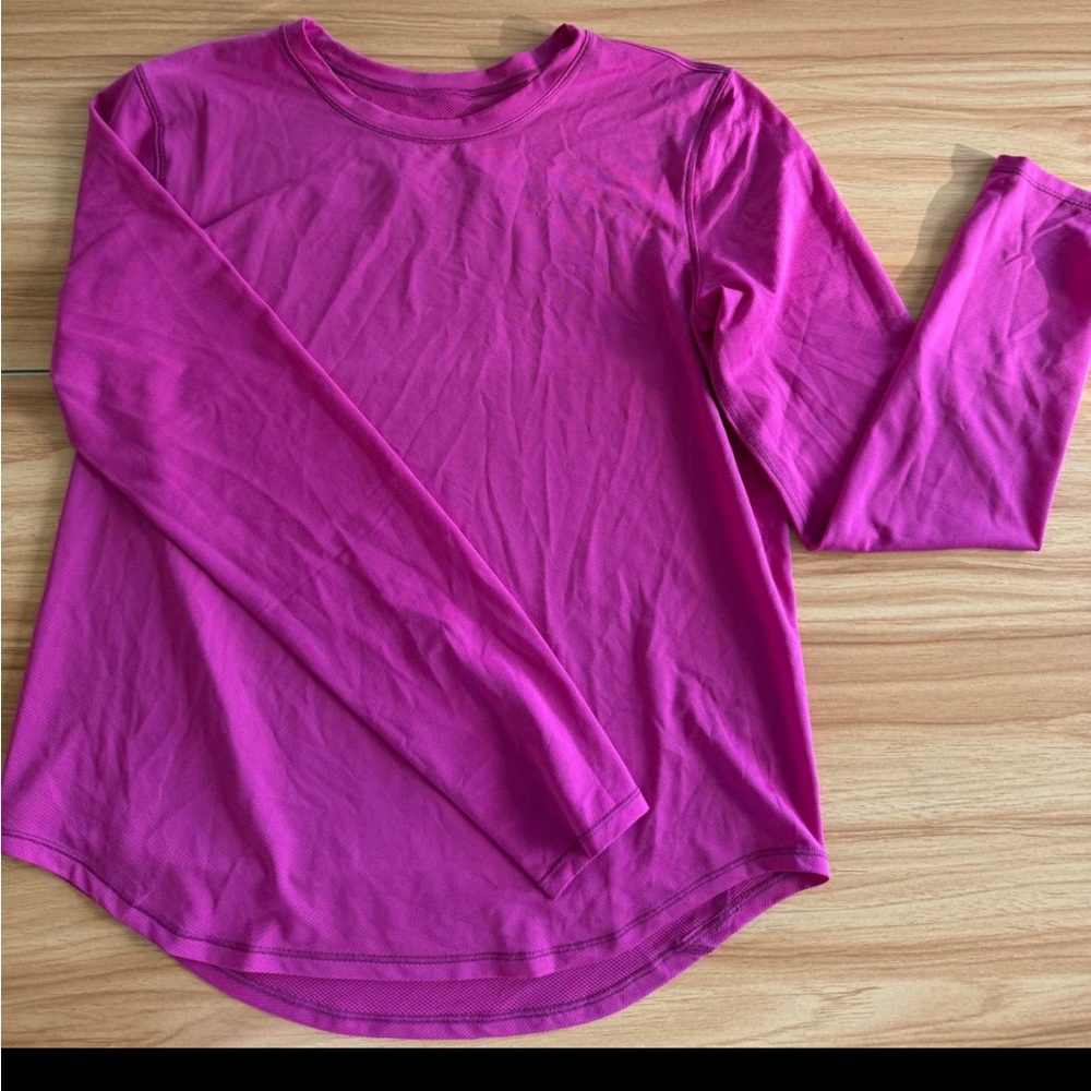 Lululemon  WOMENS Long Sleeve Pink Performance Shirt SIZE 6